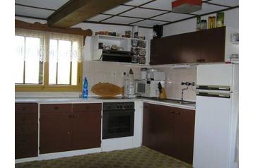 Čehija Chata Zábrodí, Eksterjers